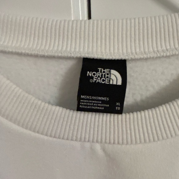 north face crewneck sweatshirt - Picture 3 of 5